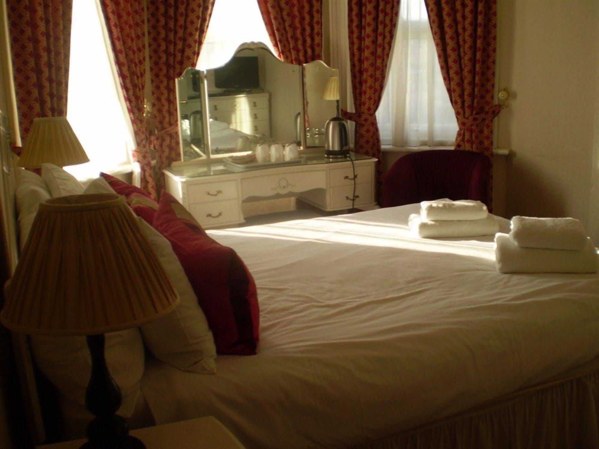 Park View Hotel Eastbourne Kültér fotó